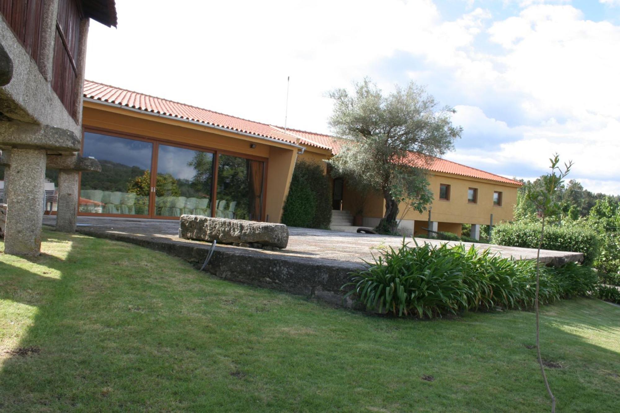 Hotel Rural de Charme Maria da Fonte Póvoa de Lanhoso Exterior foto